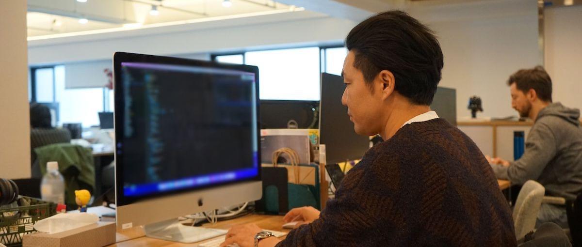 大阪支社｜制作物に命を吹き込むフロントエンドエンジニア｜有名企業案件多数