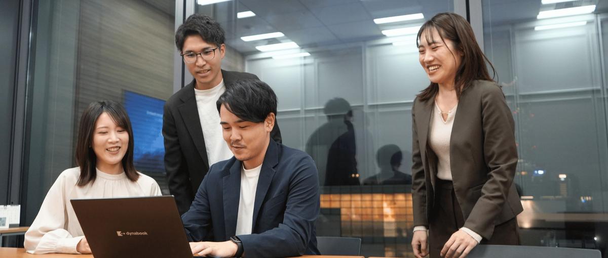あえて出社したいフロントエンドエンジニア｜隣で学び、すぐ相談できる開発環境