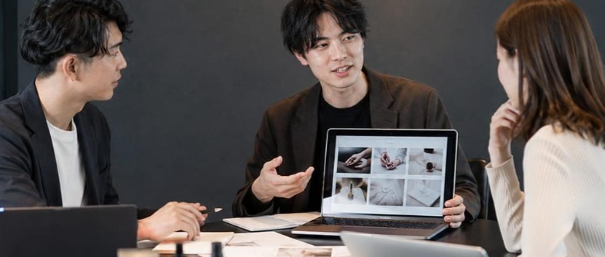 ゼロから一流マーケター！成長率150％ベンチャーで一緒に働きませんか？