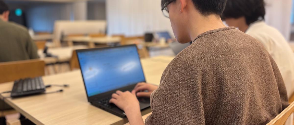 切磋琢磨しながら成長する｜バーティカルSaaSを手掛けるWebエンジニア