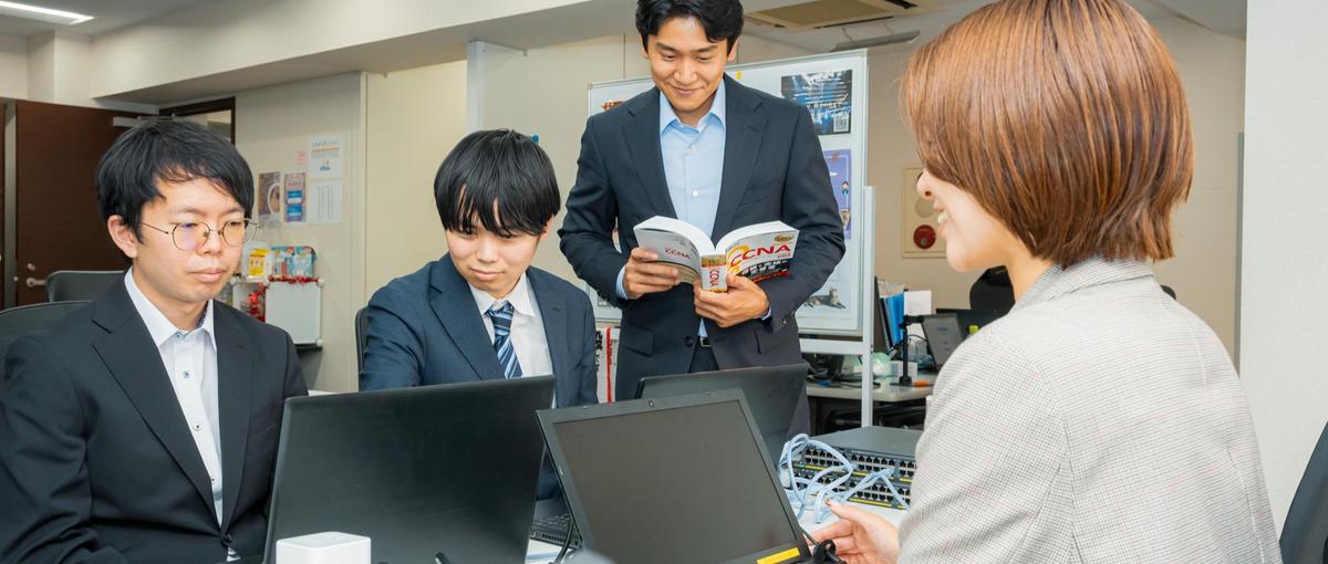 社員デビュー応援！パソコンは動画を見るくらいからスタートした先輩が活躍中！