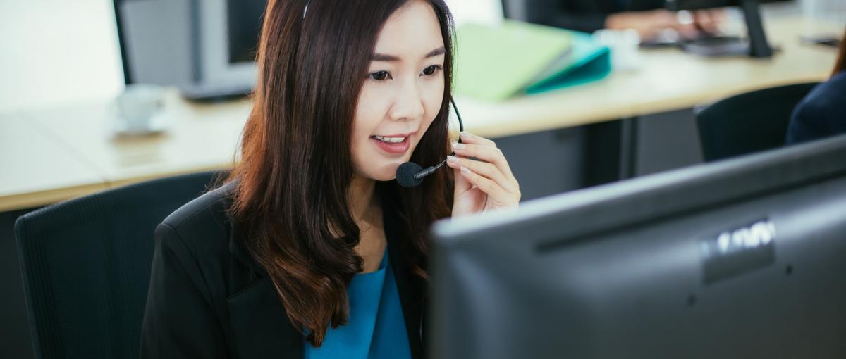 営業でも開発でもない、事業に関わる仕事です