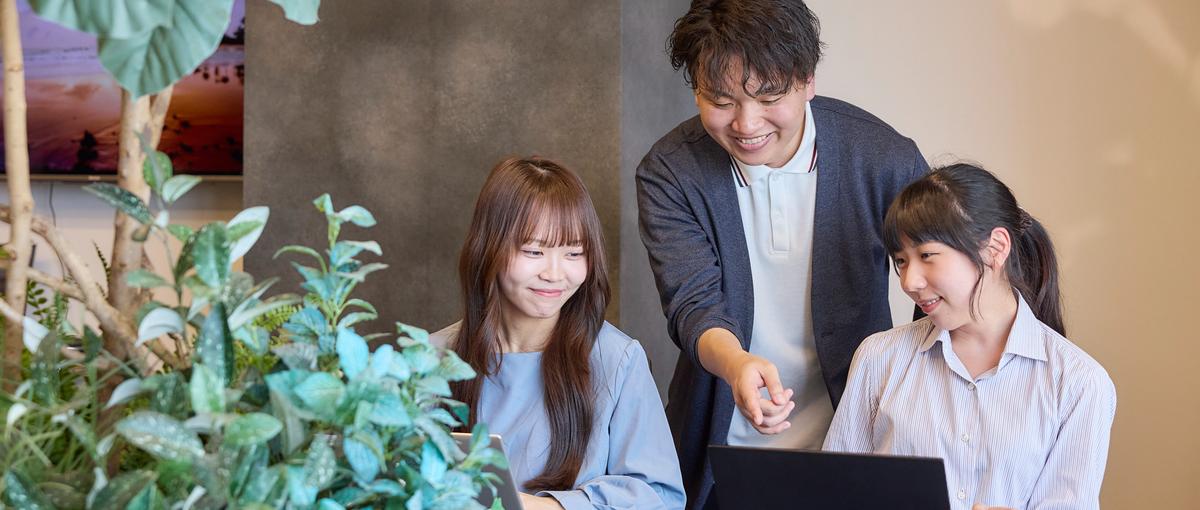 最長2か月の研修！上場企業の整ったフォロー体制で挑むIT事務