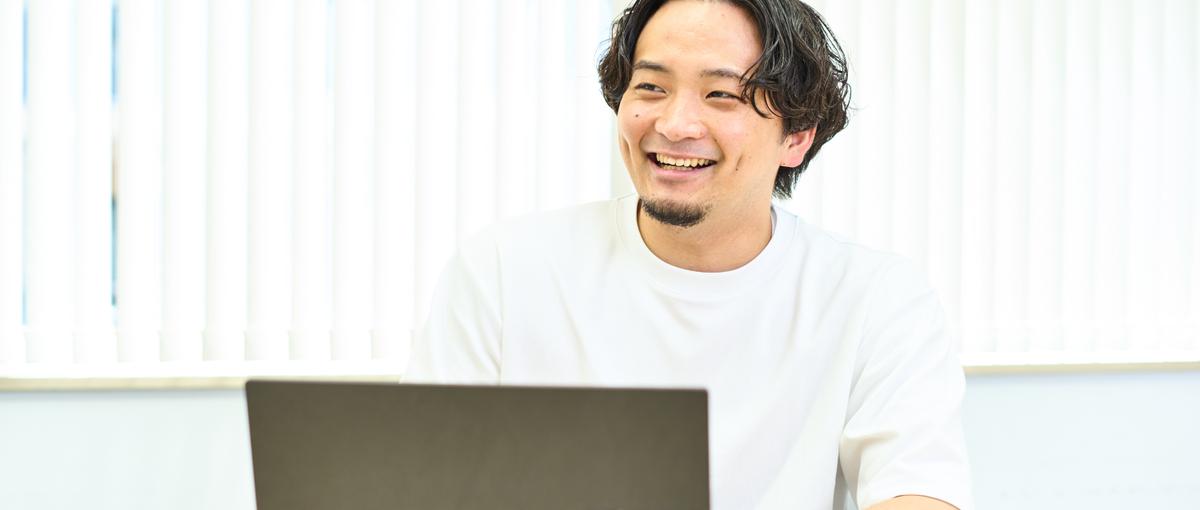 対人スキルの経験を発揮！数値と向き合い成果を最大化する広告の営業