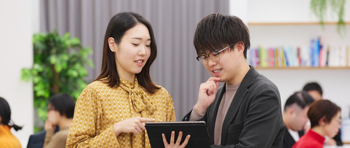 コンサル営業│戦略設計・広告・SNS・説明会資料など採用のぜんぶを提案可能