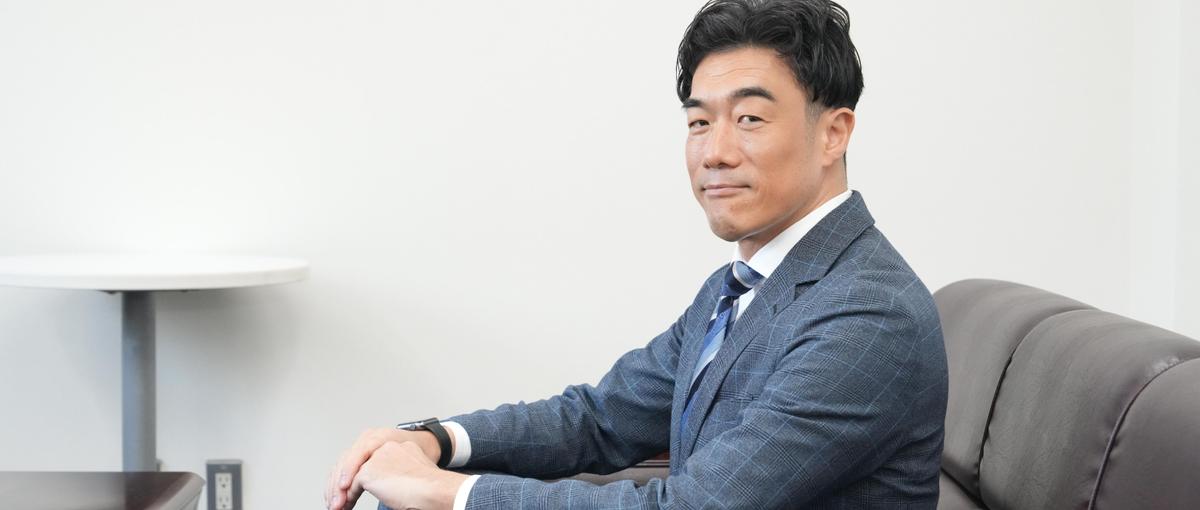 中部の売場に、次世代エアレスタイヤを広げる営業です。