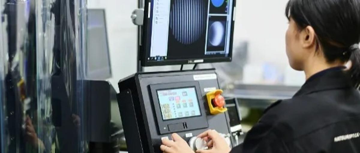 手作業で組み上げた光学装置が宇宙へ。長野から国内有数のプロジェクトを担う