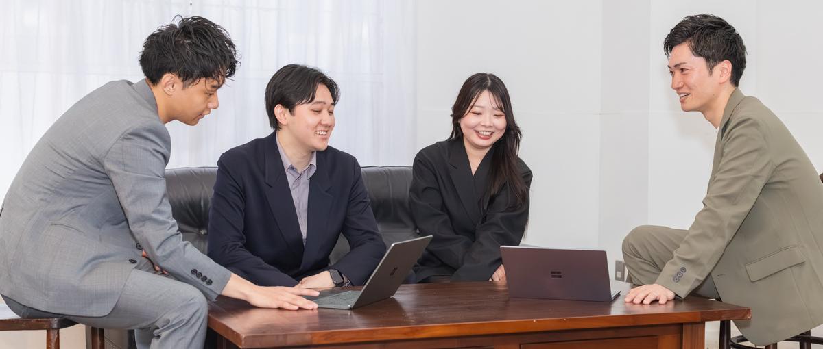 売るだけじゃない。企業の採用成功に向き合う営業募集！