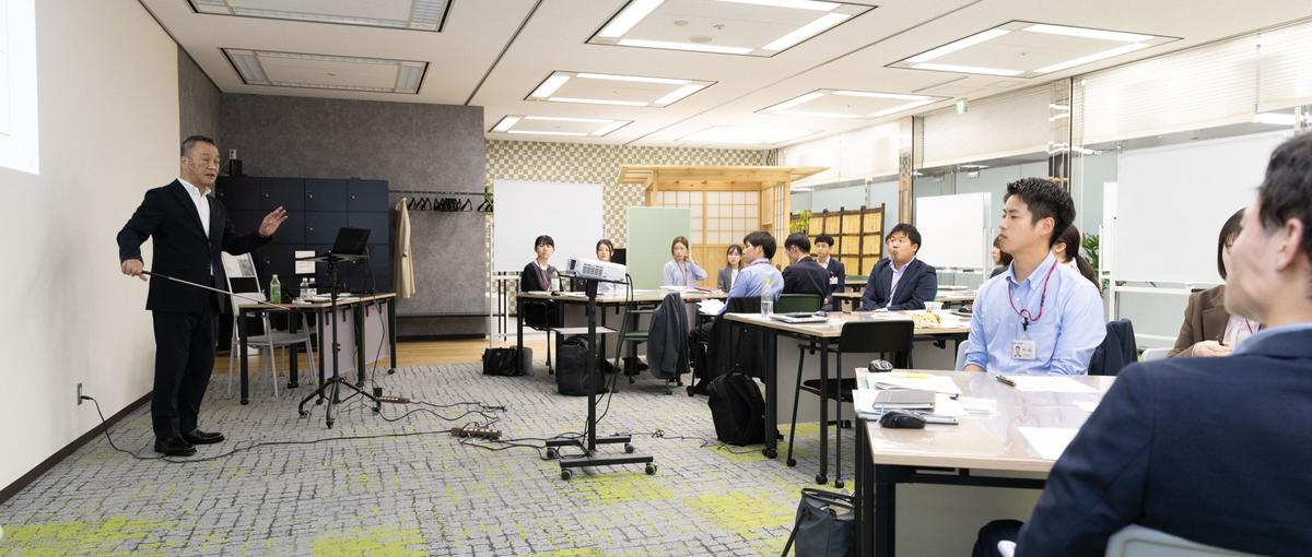 自ら考え、動き、価値を生み出す。鶏口人材として、地域企業を支えませんか。