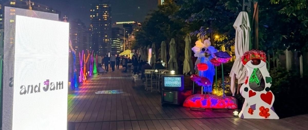 素材検証・試作から実装まで手掛ける｜体験型アート・空間演出のデザイナー
