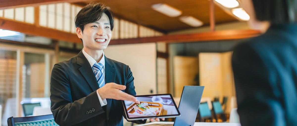 最先端AI×現場主義で勝つ、新時代の旅館・ホテルコンサルタント募集｜京都