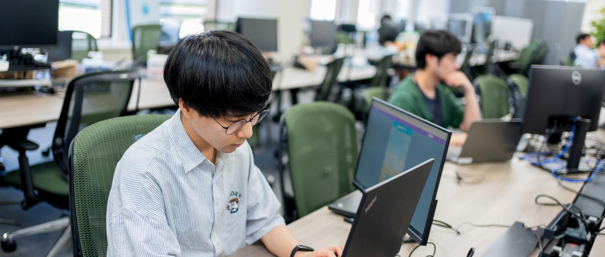 AIの社会実装に挑む！LLM・RAGを駆使し現場の課題を解決するFDE