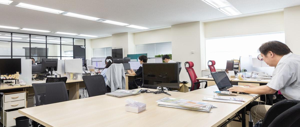 決められた製品を売るだけでなく、新商品の営業戦略を構築できる仕事です。
