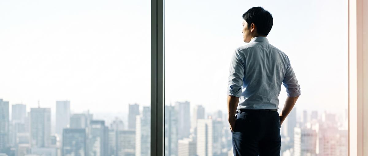 エンジニア経験1〜3年のあなたへ"作る人"から"会社を動かす人"になる選択