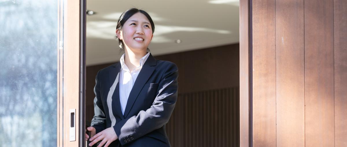 売買から建築・管理まで。グループの総合力で別荘の価値を届ける不動産営業職