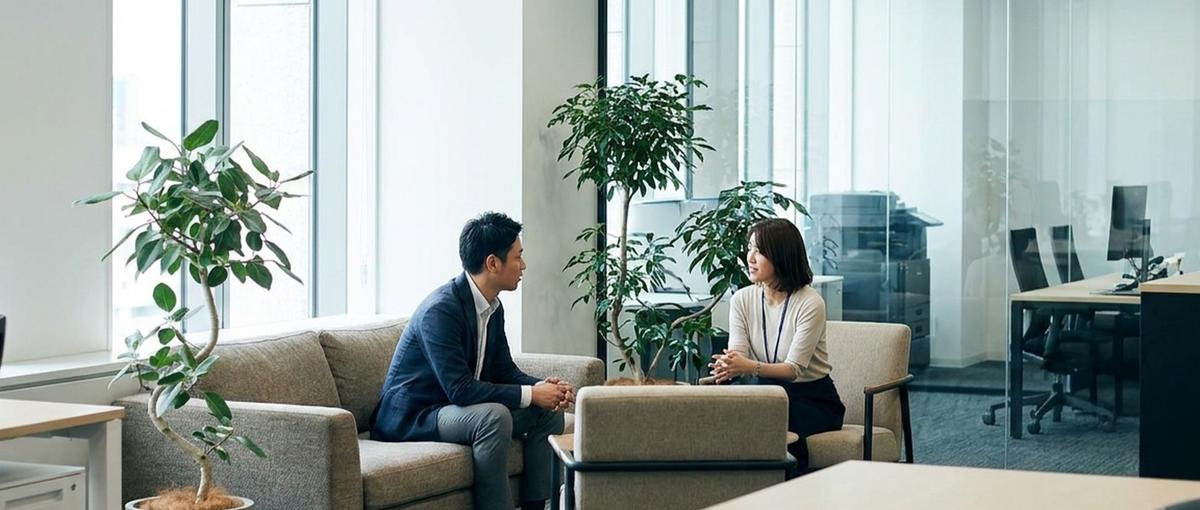 組織図の1行目から描く。代表直下の人事・採用担当募集