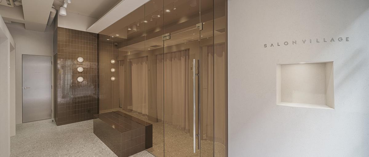 セールス｜美容業界を支える側へ。アイリスト・ネイリスト出身者歓迎です