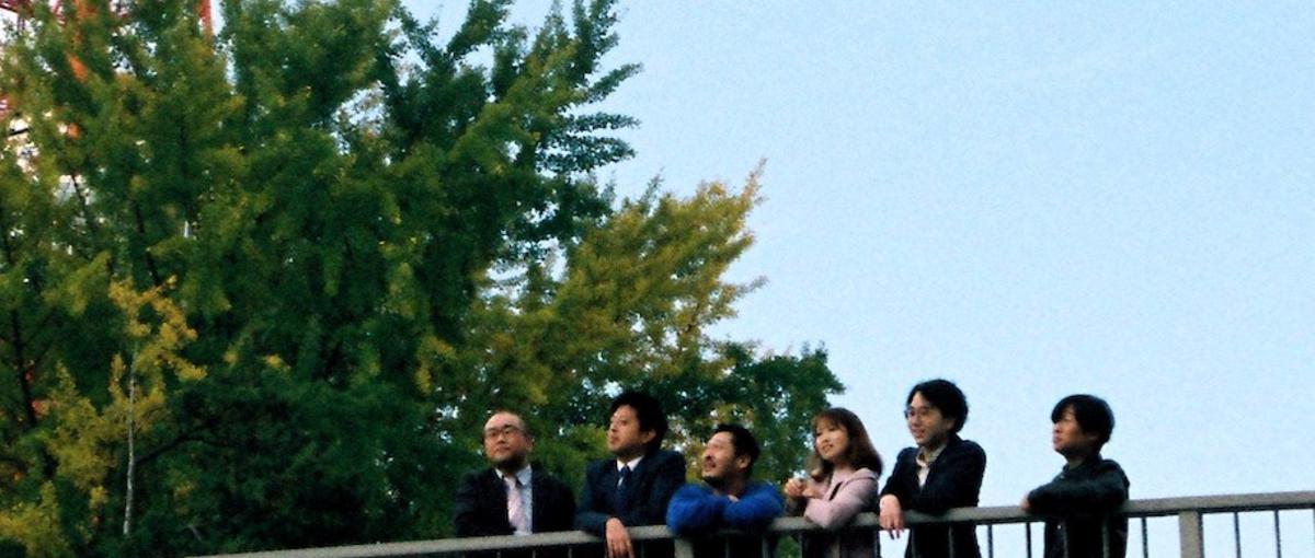 アイドル、うどん、カラオケ。三本柱のどれかをお任せします。企画・営業職募集