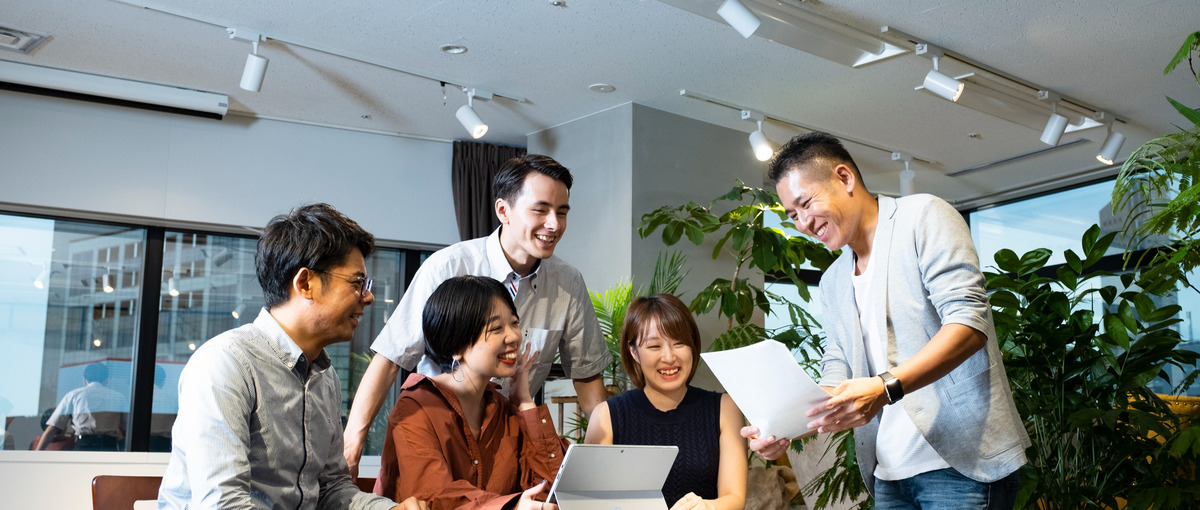 法務のチカラ！日本指折のSNSマーケティング会社の成長をガッツリ支援！