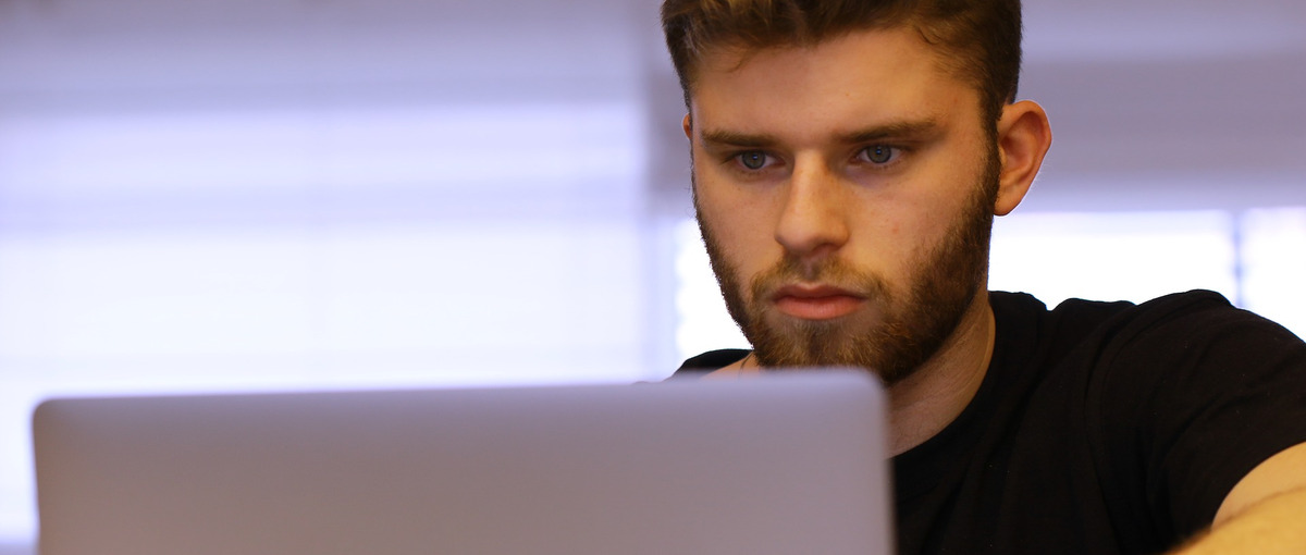 文系だからなれるエンジニアもあるんです！新卒エンジニア希望Wanted！