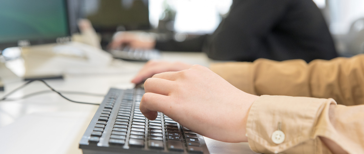 新卒通年採用｜ハイレベルな環境で成長も安定も手に入る。webエンジニア募集