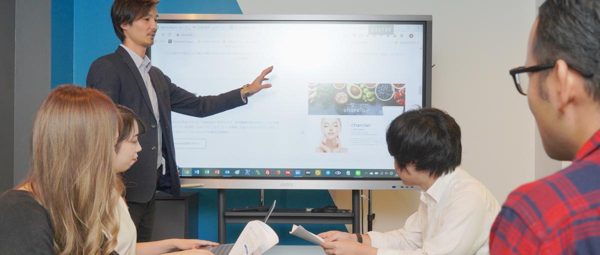 マーケティング技術も身につけ、情報から価値を創る。自社メディアのライター