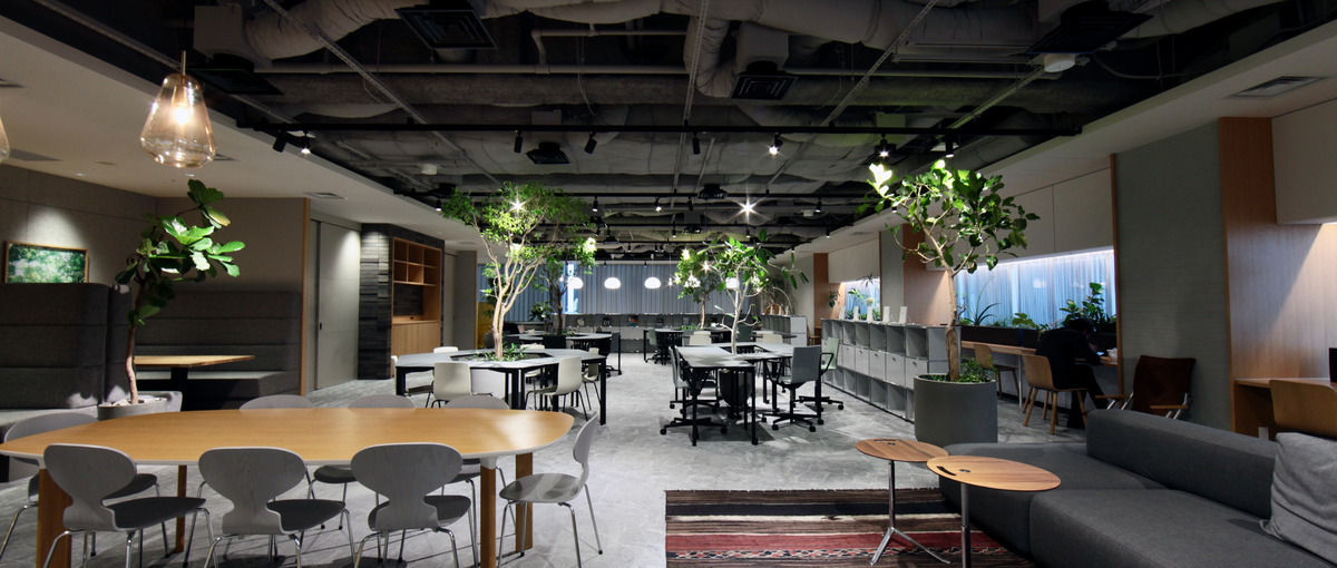 法人営業｜業界No.1HRSaaS／年休127日