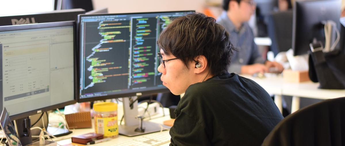 最高のシステムも組織もみんなで一緒に創りたいフロントエンドエンジニア募集！