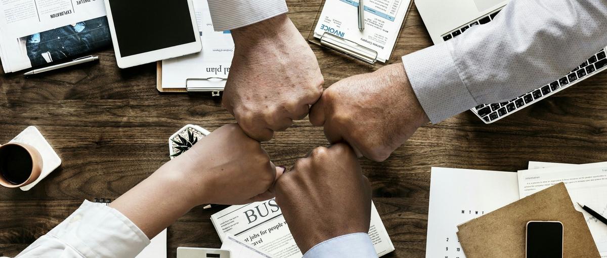 学歴不問！ヤル気さえあれば外資系企業で学びながら稼げる！