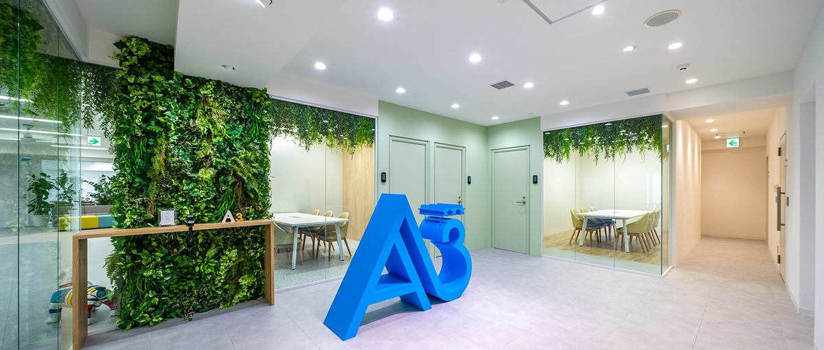 自分のアイデアが広告に！タレント起用でプロモーション効果を後押しする仕事