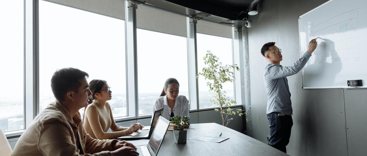 グローバルで活躍できる｜コーポレート部　法務事務メンバー募集