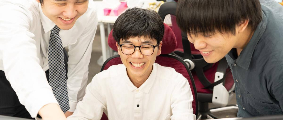 文系だからって、エンジニア諦めてない？YAZなら文系でも一流エンジニアへ！