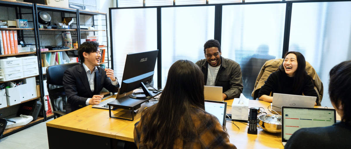 バイリンガル教育の最前線で、自由に働く。 新しい生き方の選択肢を。