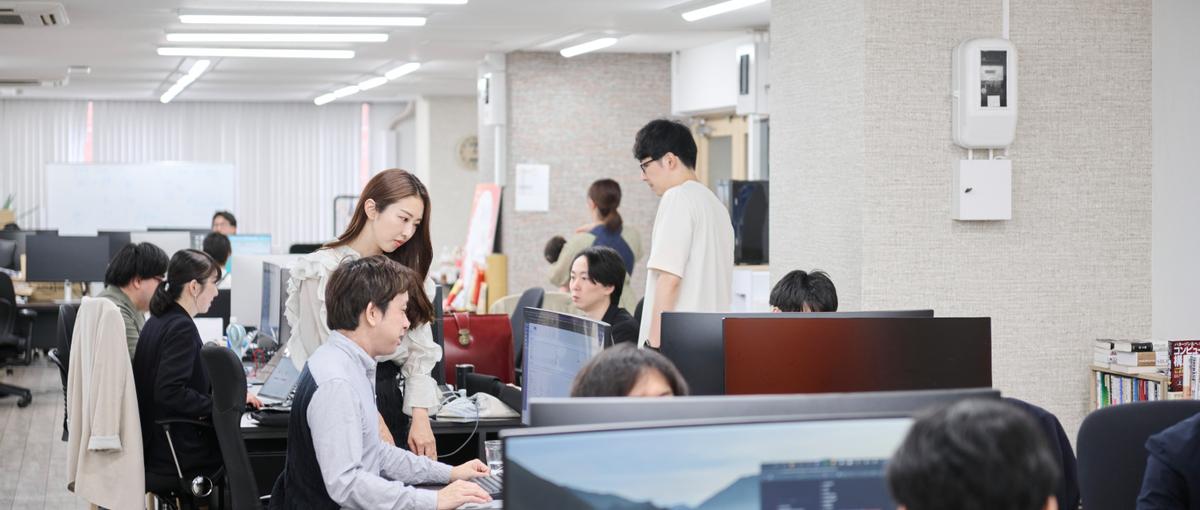 自社開発SaaS｜スタートアップで挑戦・成長したいWebエンジニア募集！