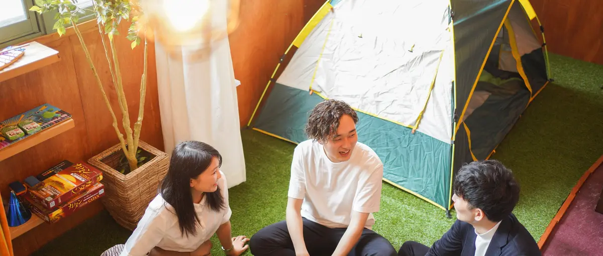 英語力を活かして、場所にとらわれず働く！無人ホテルを支えるゲストサービス