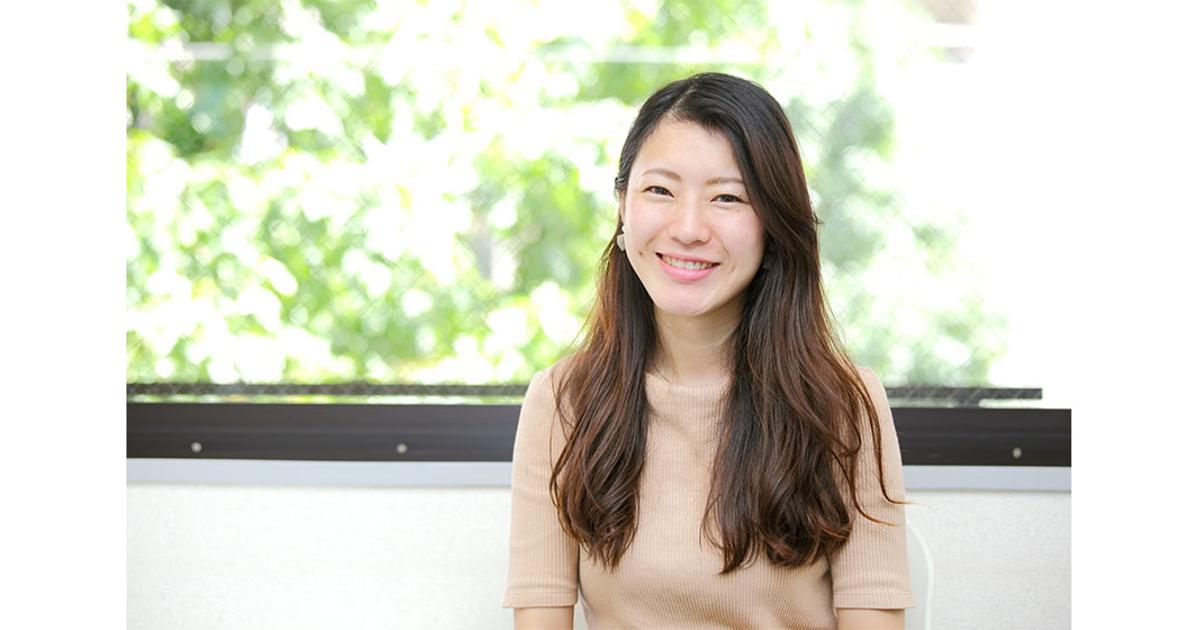 人を笑顔に変える仕事と出会いました 管理部の島田へインタビューを行いました 株式会社エールライフ