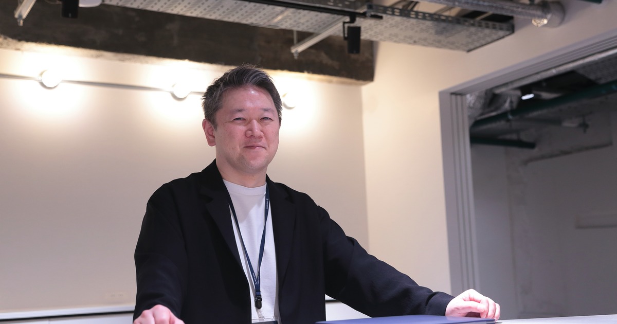 製薬企業から移籍。彼が感じたLightblueの強み「協働」「スピード」そして「最先端技術を追い求める姿勢」。 | 株式会社Lightblue Technology