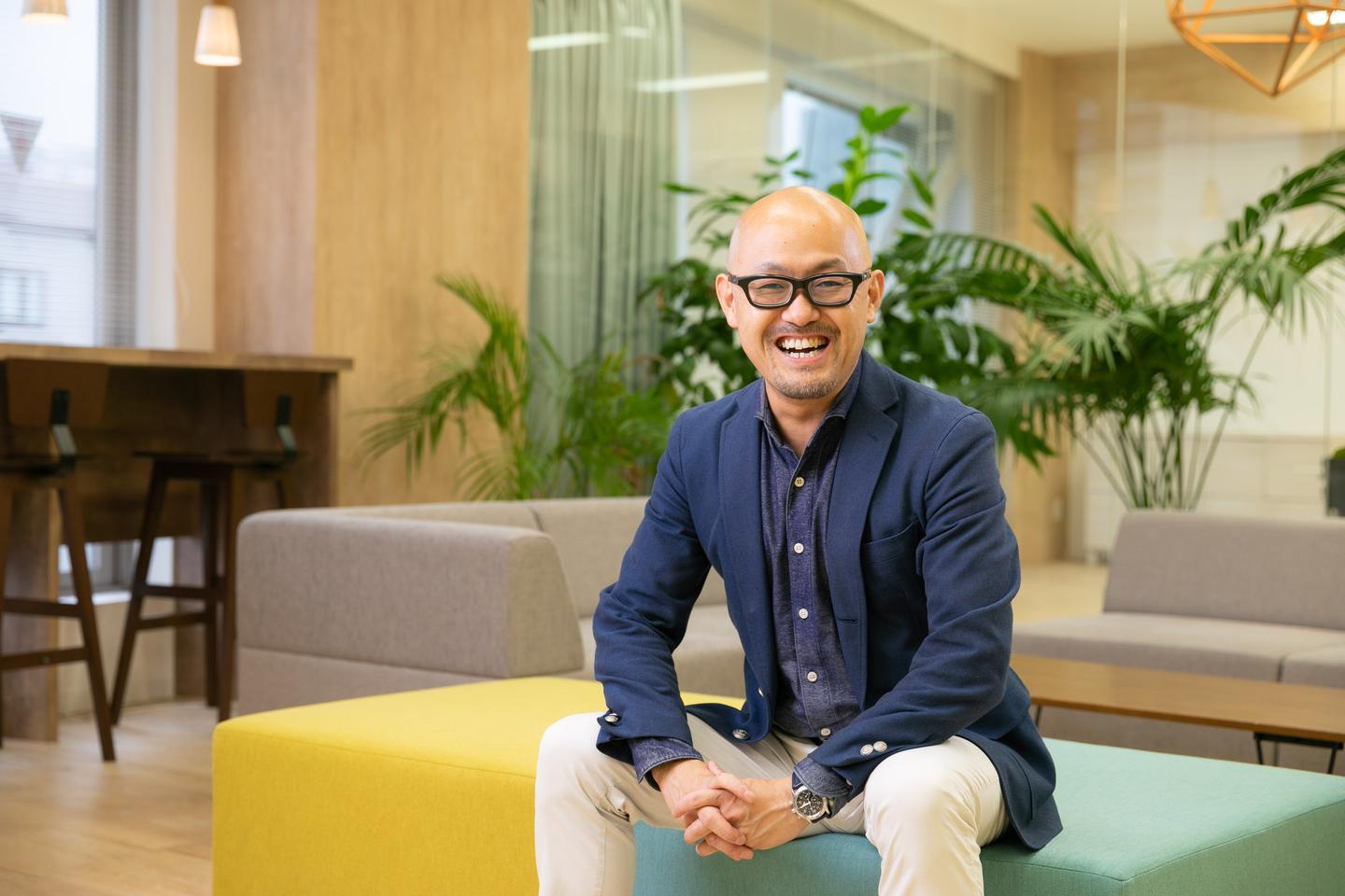 23卒採用 世界一温厚なスキンヘッド社長が 23卒の新卒を大募集 株式会社エイスリーのマーケティング Prの採用 Wantedly