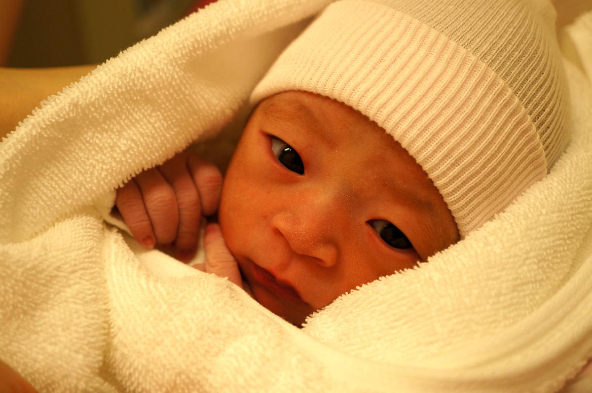 赤ちゃん虐待死問題 By 認定ｎｐｏ法人フローレンス