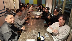 人生逃げ切りサロンでの忘年会