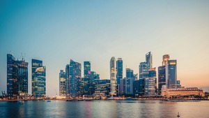 流通革命を通じた社会貢献 – 人材・M&A・中小企業支援