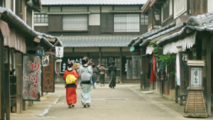 実は現代より上手かった？江戸商人のエグいマーケ戦略