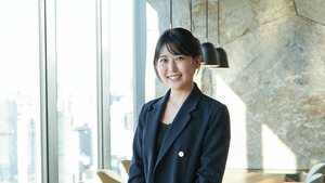 スペシャリストに囲まれているからこそ1年目で大型案件・チームの立ち上げをやり切れた─3年目マーケターの成長録