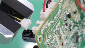 【サービス紹介】工場のケーブル・コネクタ挿入を自動化するロボットを作りました！