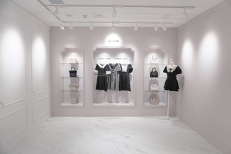 Pium ルミネエスト新宿 ピンク ノベルティ バック ショルダーバッグ pium」ルミネエスト新宿POP UP STORE、12月8日(金)まで開催中