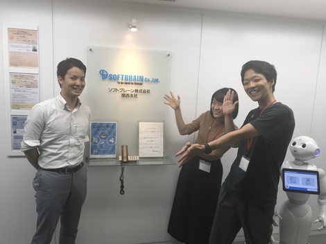 社員インタビューvol 1 なんかええやん この上司 笑顔が素敵な営業部長 前編 Interview