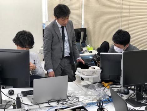 役員が直々に教えます 新人バイヤー本気指導のひとコマ 商品査定 株式会社retro