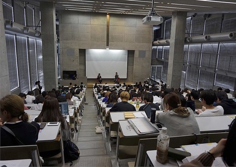 ディレクターの安藤が長岡造形大学の授業に卒業生パネラーとして登壇しました ほぼ今週のエレファントストーン