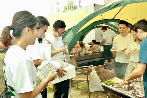 レポート 8 24東京お台場bbq広場にて ことねぎ祭り が開催 仕事風景をご紹介します こと京都株式会社