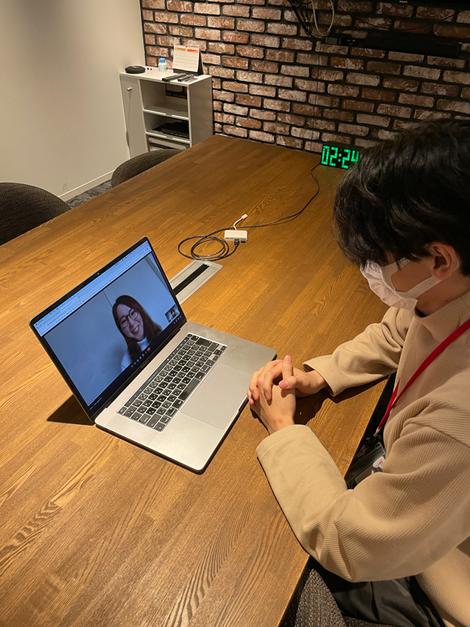 下村がいく 展示会について先輩にインタビューしてみた 株式会社フォーミックス